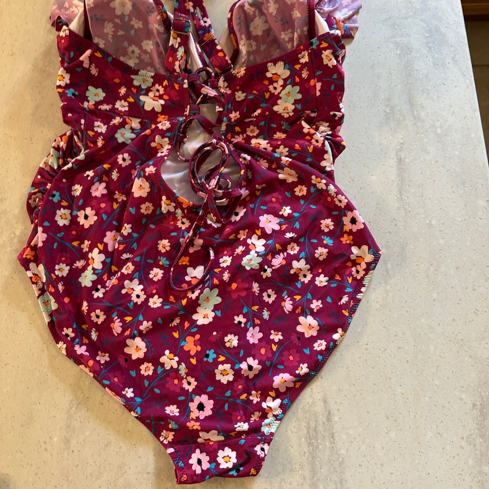 Latched Mama Floral Nursing Bump Friendly Swimwear - Picture 2 of 3